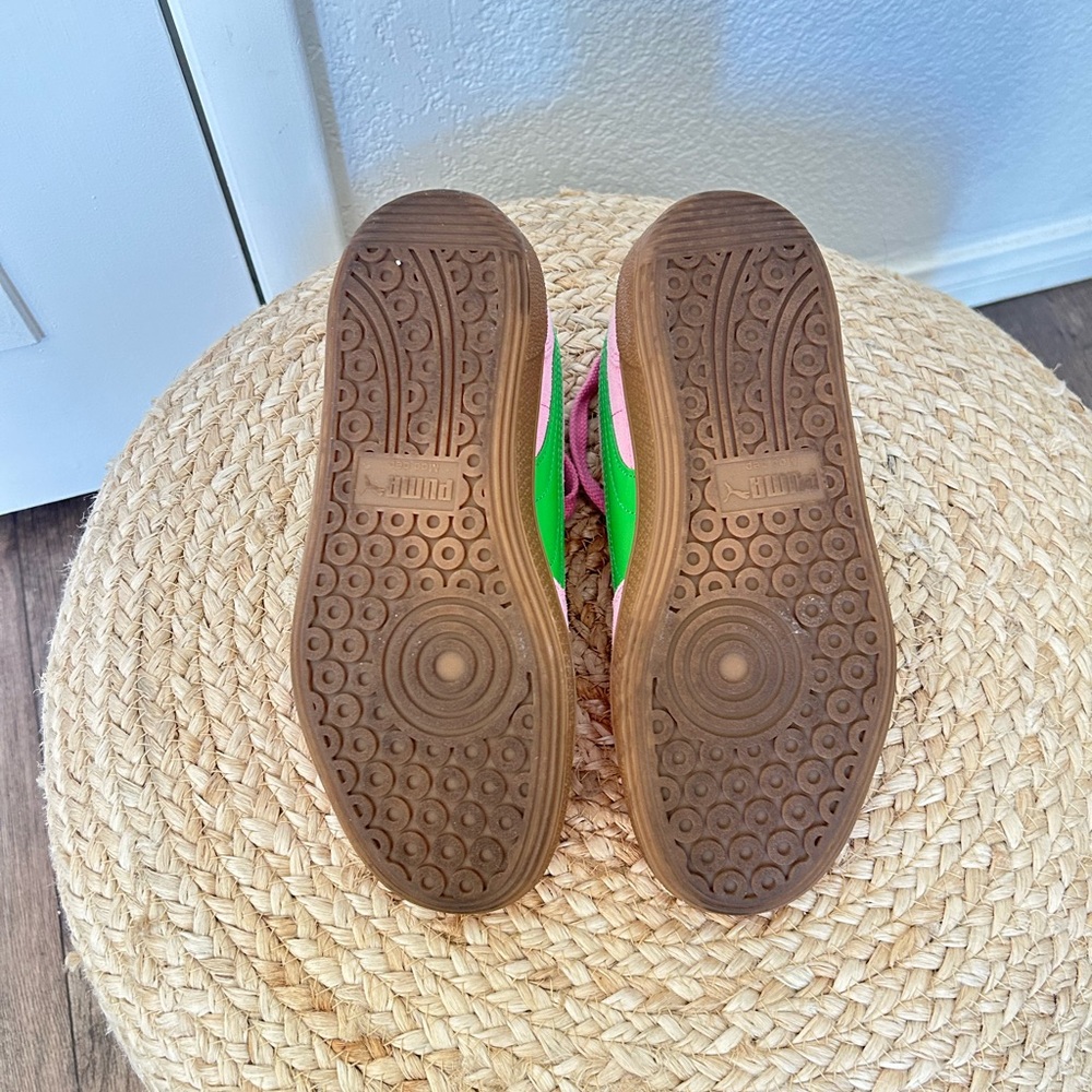 Puma Pink and Green Suede Sneakers with Gum Sole women’s size 61/2 Like new - Picture 8 of 8